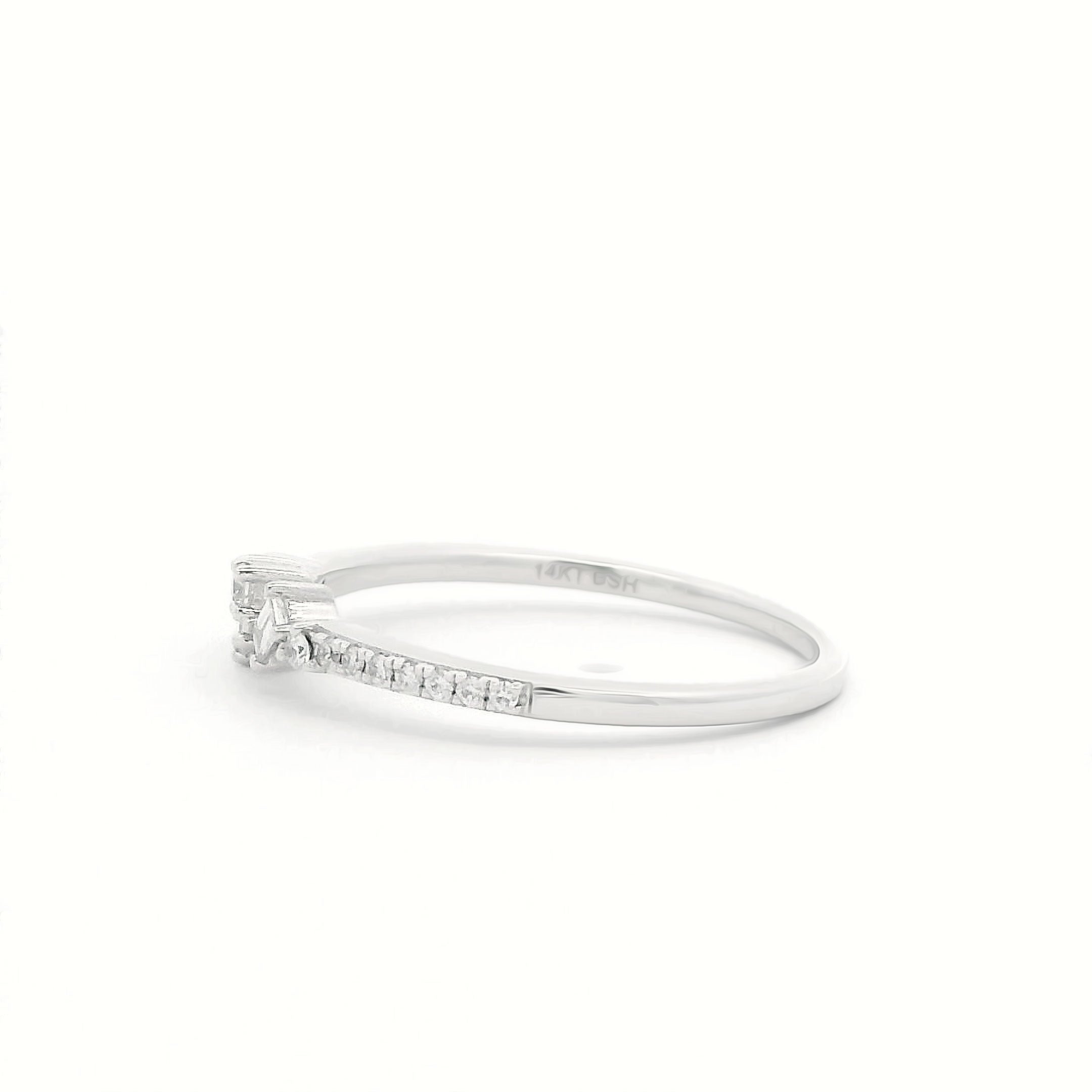 0.19 CTW Baguette Cut and Round Brilliant Cut Diamond Ring 14K White Gold